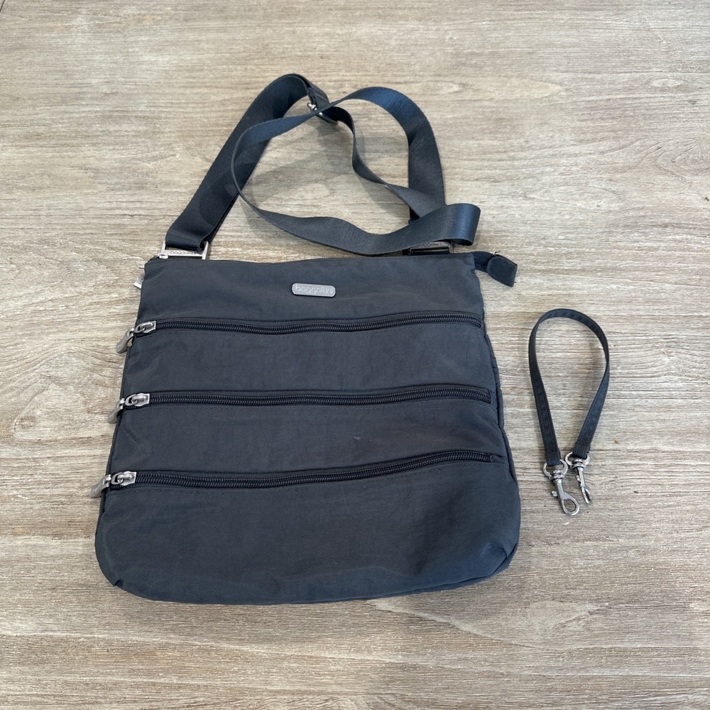 Baggallini Triple Zipper Travel Crossbody Bag Purse Gray
